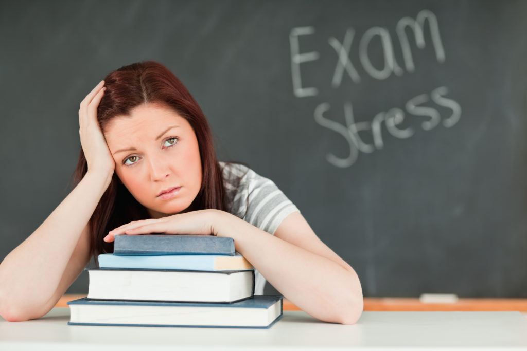Стресс перед экзаменами: как распознать и победить